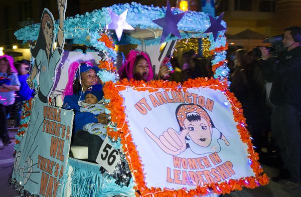 utastudents's tweet photo. 2014 #Homecoming #parade! Awards of $100, $200, $300 distributed to winning entries! #UTAHC14 http://t.co/3mWNkf5TQH http://t.co/BlqMsWCHEN