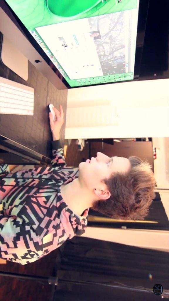 O2L_werk's tweet image. When you see Bæ's Twitter feed