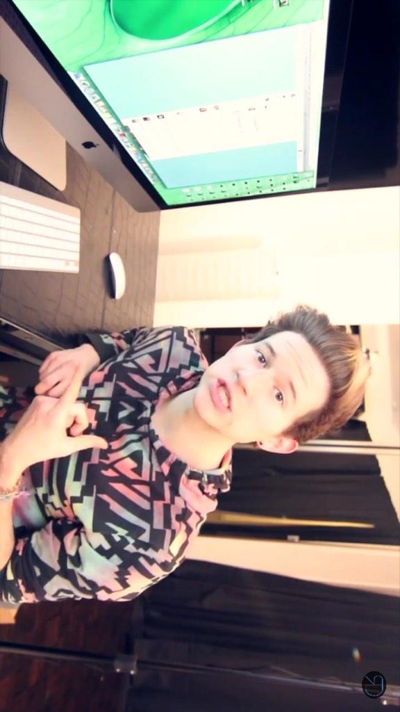 O2L_werk's tweet image. When you see Bæ's Twitter feed