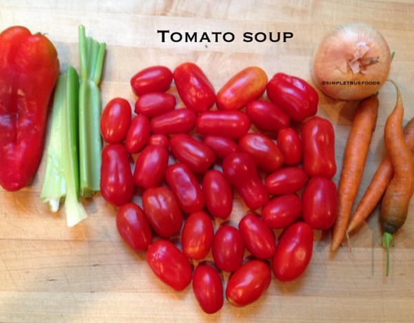 SimpleTrueFoods's tweet image. #tomatosoup. No broth, no cream, just #veggies #recipe instagram.com/p/tO2TZVh-sP/?…