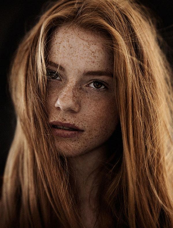 11 stunning portraits that show just how beautiful freckles are: cosm.ag/6010q7sC