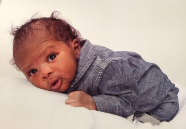 divatude1908's tweet photo. A sneak peek of #BabyWill #onemonthpic @PicturePeople bc of them, I stay broke! Always hard choose http://t.co/NQRz9YhfdX