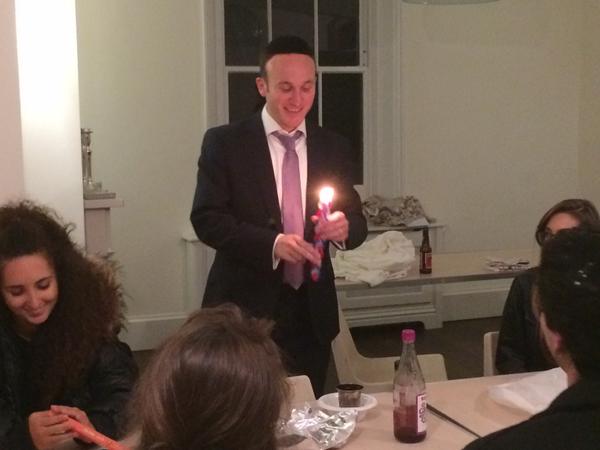 rabbi_joe's tweet photo. Awesome @shabbat_uk in @BtonSussexJSoc @JewishChaplain http://t.co/UHCODN4vC6