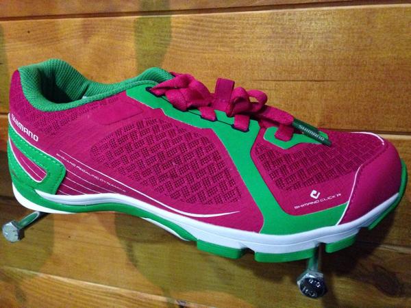 JaimezBikes's tweet photo. Para MTB o SPINING!!! Las nuevas Shimano cw41!!! Colores fluor!!! Chulisimas!!!! Retweet please! http://t.co/Oq09zrQ3PQ