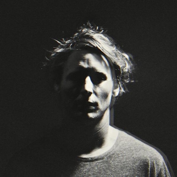 GaizkaMendieta6's tweet photo. Hmm, there's something familiar in here @benhowardmusic #double #lookalike #timeisdancing
http://t.co/NotkKUbV6w http://t.co/HSWXDlCif5