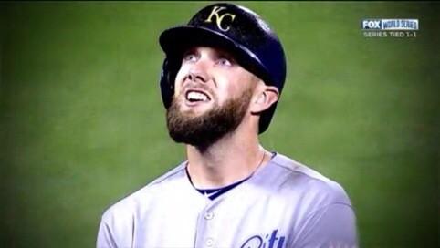 Rat_King7's tweet image. When I finally find a seat in the library @RyersonProblem #ryersonproblems