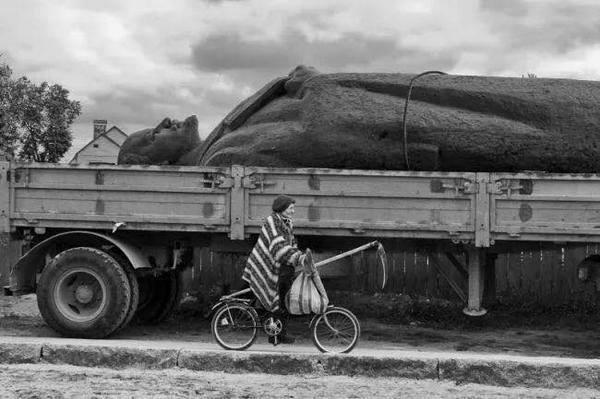 Прямая ссылка на встроенное изображение