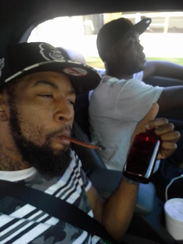 SkyMalJetson's tweet image. Racks racks racks racks racks racks racks racks! #percsandlean #intraffic #thatwave Bumpin @ygAddie @TheRealTootie