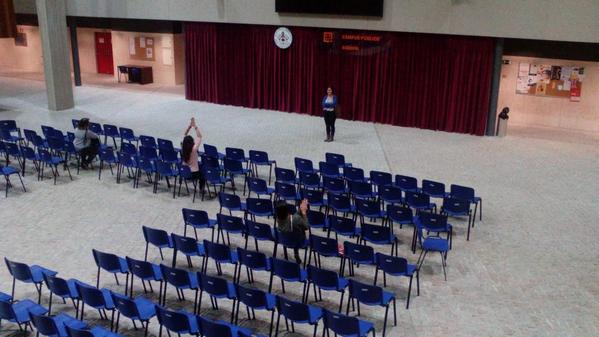 perezraquelove's tweet photo. Las conferencias en la #uva #segovia @InformerUVaSego  @INFORMER_uva_or http://t.co/thRPDWNb7d
