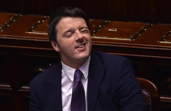 giorgiodiano's tweet photo. Renzi 100 giorni, poi 1000, ora dice nel 2023 ..........Per capire che sei un buffone ci sono bastati #20secondi http://t.co/S6HFATBV8a