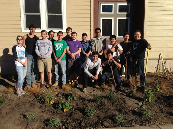 Great job <a href="/MinnesotaBetas/">Minnesota Betas</a> and <a href="/SAMKappa/">Sigma Alpha Mu - UMN</a>  at the <a href="/PPLTwinCities/">Project for Pride in Living</a> Hawthorne EcoVillage Community Redevelopment Event!
