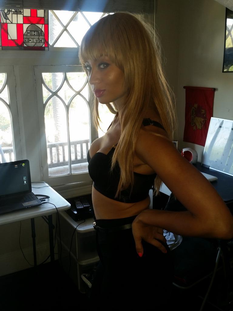 Erica Paige on Twitter "Muah! http //t.co/8L6eavhjeJ" / Twitter