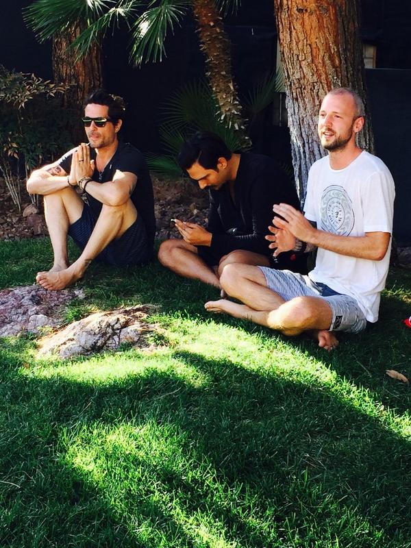 LauraKMace's tweet photo. Sayers Club Vegas weekend . http://t.co/XDvmOeXiet
