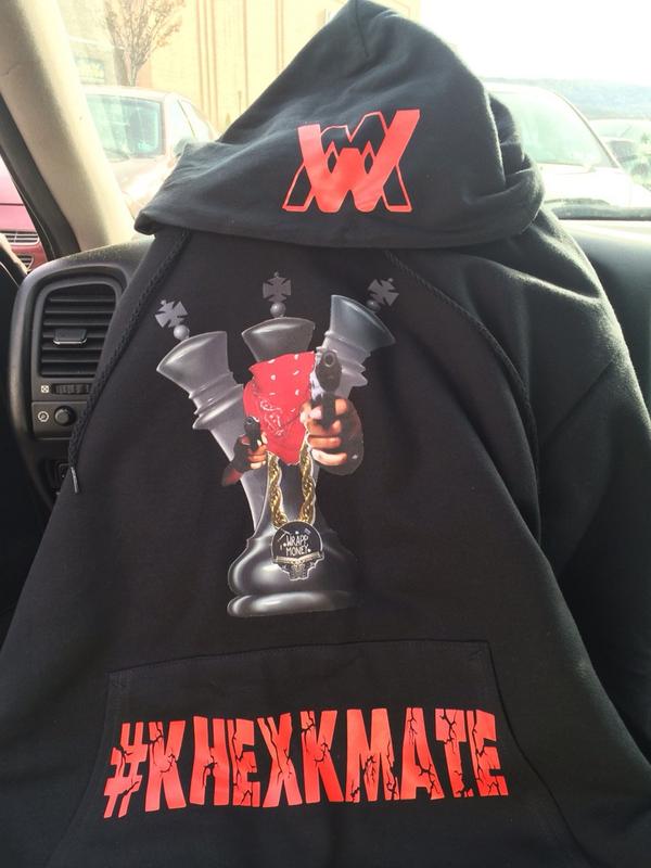 1017FLAME's tweet photo. Support the movement and Get one. It's a #wrappmoney thng #khexk http://t.co/GwYCEfgyHU