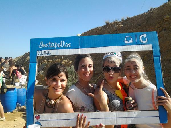PollosEduca's tweet photo. Cómo triunfó el InstaPollos! http://t.co/CprsvsX2v8