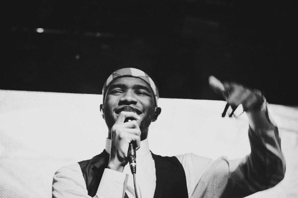 Happy birthday to Frank Ocean, one of the few famous people still alive with legit talent. 