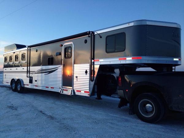 Levi Simpson tweet media