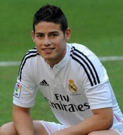 RealMadridDef's tweet photo. ¿A qe prefieres después de todo ?     Rt: james fav dimaria http://t.co/7PePtZYmCk