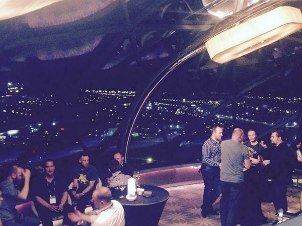 KateLechowicz's tweet image. Great to have our customers at #netappteched party in the #Cloud with our partner #equinix
