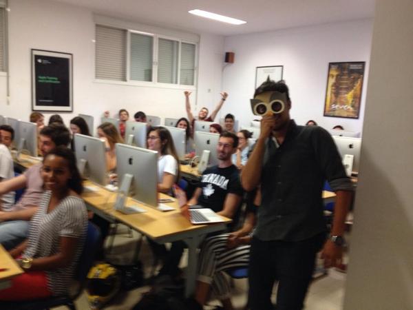 rllacer's tweet photo. Aquí está el gran Mario @Mariopirod #hootupEUSA http://t.co/T4USVMiwuj