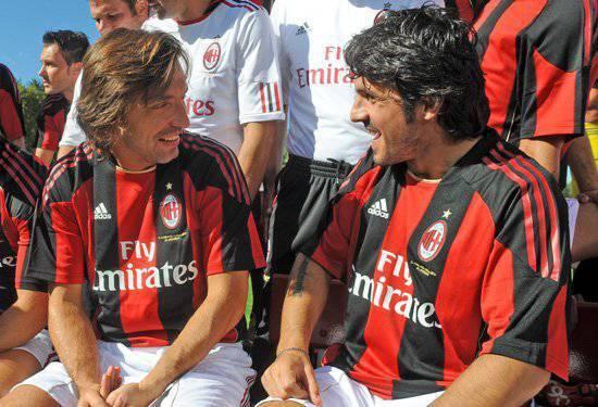 MotivacionesF's tweet photo. "Cuando vi jugar a Pirlo me pregunte si realmente soy jugador de fútbol" - Gattuso. http://t.co/KYQ6YG7AAx