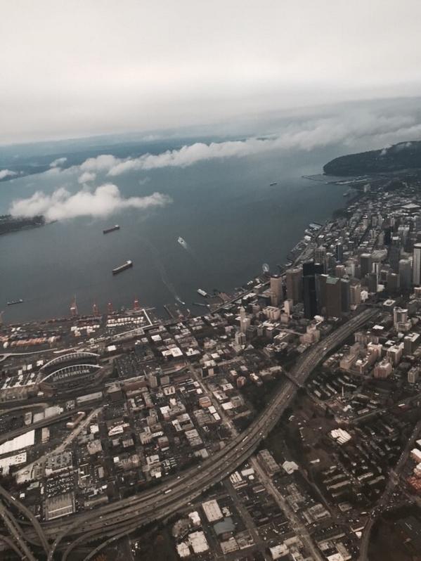 GillEpp's tweet photo. Where am I? @AlaskaAir http://t.co/J5D2IWqjNu