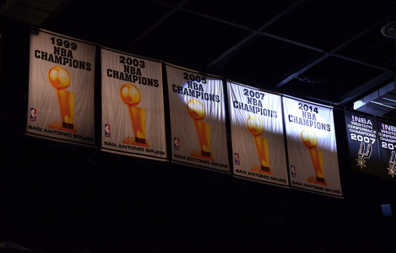 B1E74j_CEAAkMki.jpg:large