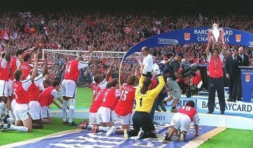 Happy Birthday to  My Fav player of all time has to be Robert Pires.that dude was awesome 