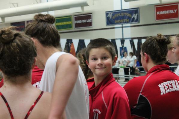 illinivicki's tweet image. Also?  10 pictures of @kcoco__ 's brother. Nice #teamjacket!