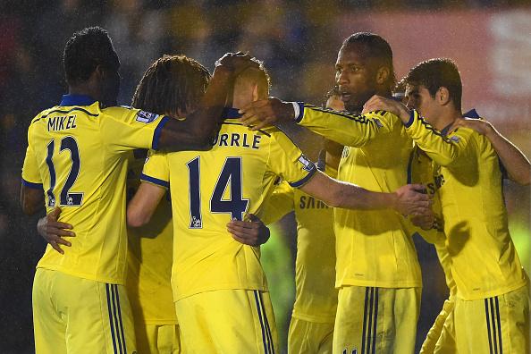 RealityChelsea's tweet photo. Drogba gathers the kids for story time. http://t.co/55oLQI6e8P