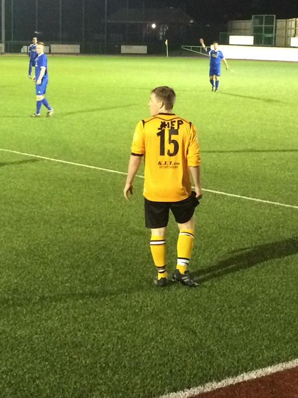 Making his debut tonight <a href="/Sheps91/">Jack Sheppard</a> against <a href="/DevizesTownFC/">Devizes Town FC</a> in a 4-2
Win. Even brought his own personalised shirt! #Hep