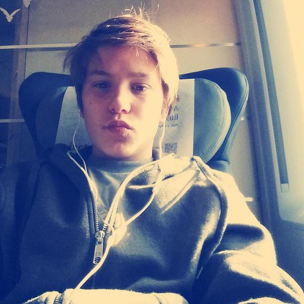 HACE UNOS DÍAS EN EL AVE