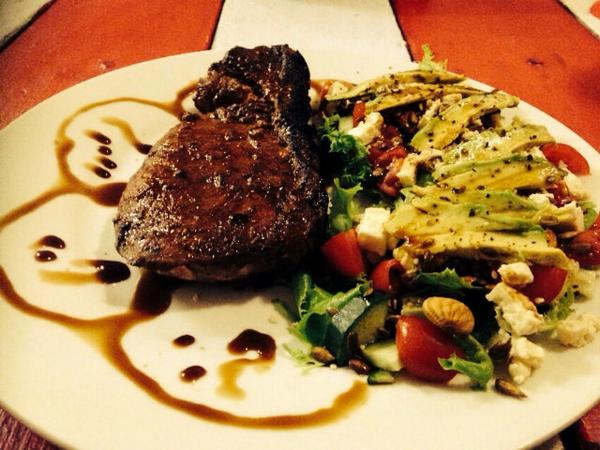 Justin_Els77's tweet photo. Exam procrastination = making food #foodporn http://t.co/NtW7wIiwUi