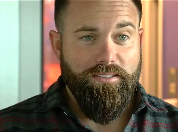 Jeff_McE's tweet photo. @JeepMattDE New Uber subsidiary business? #UberGay? #UberBear? Poor guy; I'd be glad to try and help him sleep. http://t.co/CXXWNGmHQO