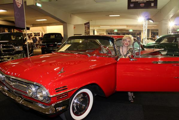 deborahnjb's tweet photo. I'm such a lucky girl !!! @402Automotive http://t.co/zXdxCDmF1R