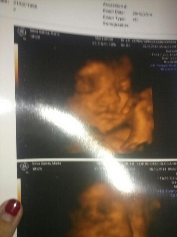 isosag003's tweet photo. Buena noxe feli x averle vistodenuevo a mi gordita.ya nosqueda meno para tenerla cn nstro gracia mana @martitasosa95 http://t.co/WA4oZgTuRU
