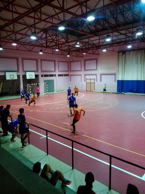 nito3064's tweet photo. Cañoneros F.S. vs Plasticos Tomillo http://t.co/iQ8vSZpN7E