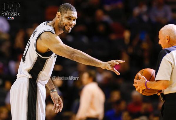 JoshuaAParr's tweet photo. 🏀 Game 1 of #NBA 2014/15:

RT - #Spurs
FV - #Dallas
• http://t.co/TwQ42EHE4q