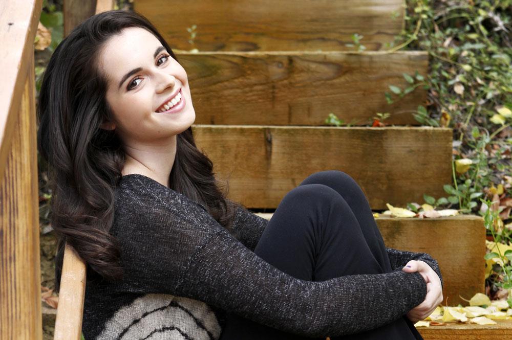 Happy Birthday Vanessa Marano (aka "Bay Kennish")! Wishing you a fabulous day!
- the Team 