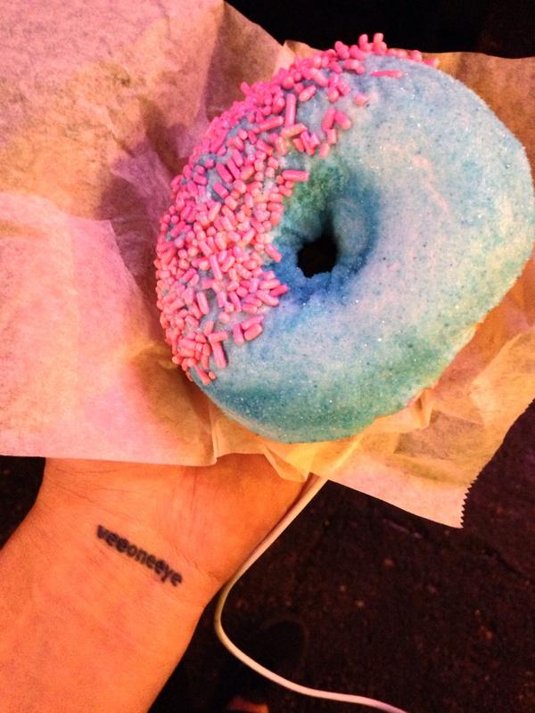 JaceKocurek's tweet photo. http://t.co/BbwgFy2DKa @veeoneeye ummm do you know the blue waffle ???? Because uhhhh.....😬😬😬😬🙌😂😂
