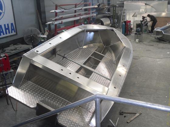 HookMad's tweet photo. @HookMad If interested, here's the posts of the ManCave Boat build from scratch http://t.co/dtnMenodUf http://t.co/mvPRU3jMaN