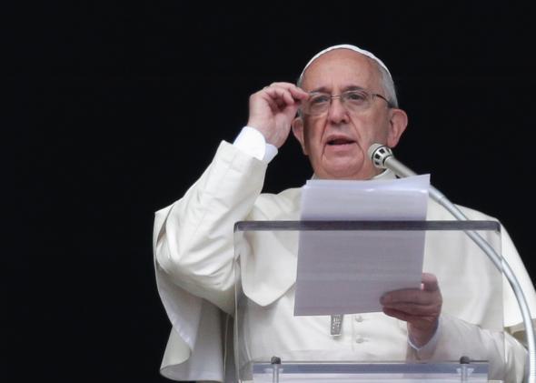 Slate's tweet photo. The pope's progressive stance on evolution is not really a departure for the Catholic Church: http://t.co/JrIgSFpeTd http://t.co/A0IRBdga3I