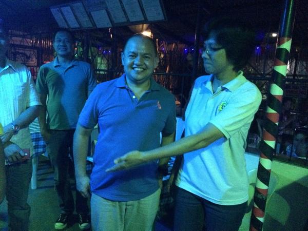 CLpsmu's tweet photo. Meeting Justice MARVIC LEONEN, Associate Justice of the Supreme Court, wid PSSUPT SINAS. http://t.co/AgNiWNirvA
