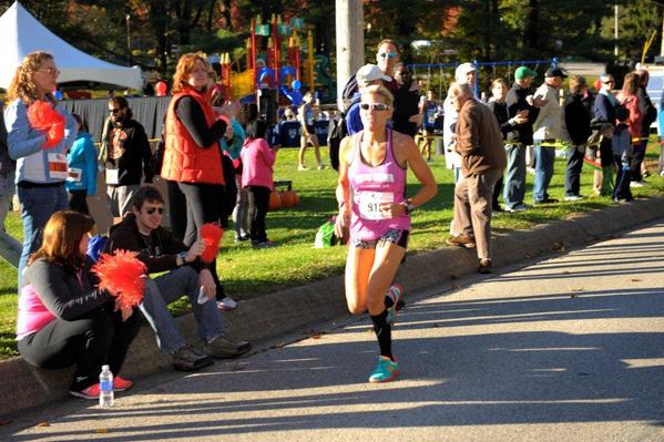 CecilyTynan's tweet photo. Fellow runners: what's the secret 2 a good finish photo? I always look like I'm suffering! Proof: Sunday's #RadnorRun http://t.co/vDTWgD8kEh
