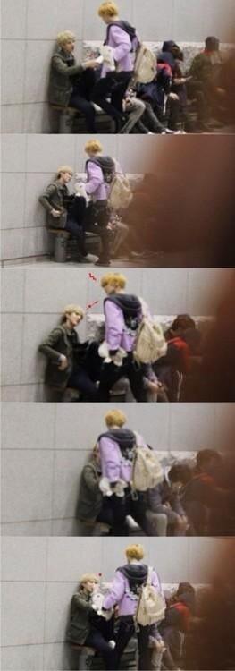 Ploysai22's tweet photo. cr.Aprilis9490: แต่เซฮุนนี่ของพวกเราก็ยังรอ 😭😭 #เรื่องราวของฮุนฮาน #HunHanMonth #AlwayswithHUNHAN http://t.co/b7tviNZ07N