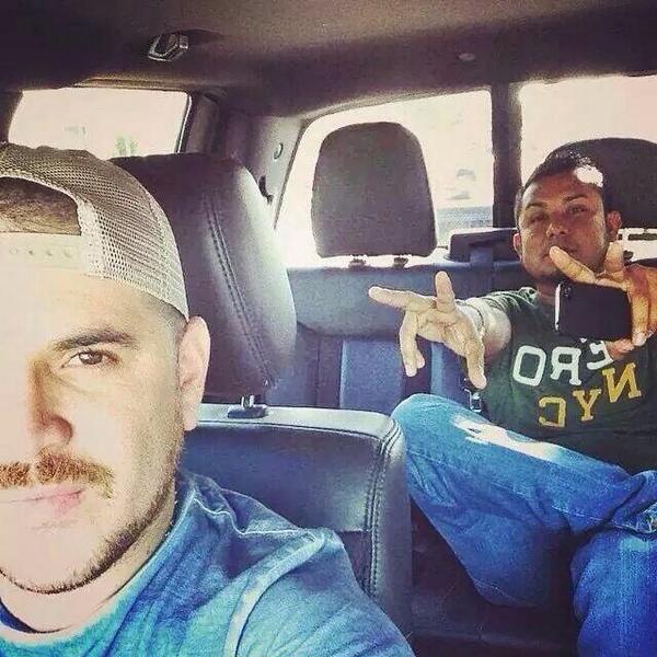 Kon mi Kompa <a href="/El_Komander1/">Alfredo Rios</a> 
Al 100
Saludossss