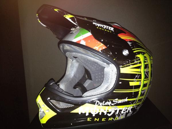 dylansmith911's tweet photo. http://t.co/YAzjy3613J
