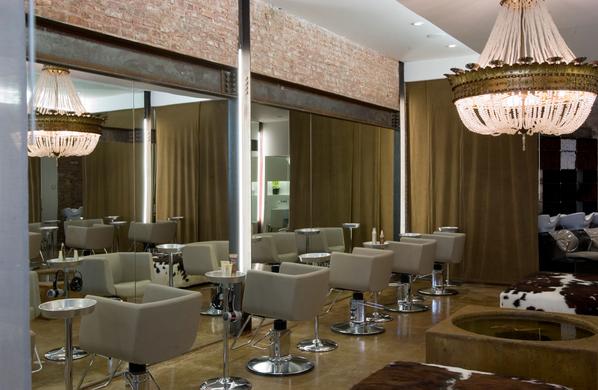 wmag's tweet photo. 9 editor-approved hair salons for a fresh fall cut: http://t.co/DgYhDSTVOp http://t.co/cfZBnq1VL1