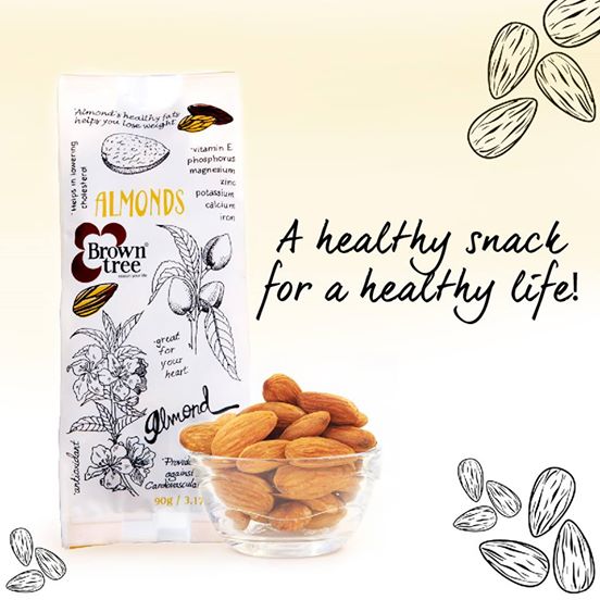 BrownTreeStore's tweet photo. A hand full #almonds a day keeps #heartattack risk &amp; 'bad' #cholesterol at bay. Shop online: http://t.co/Ms0iwdSasH http://t.co/p37ZApJ0PP