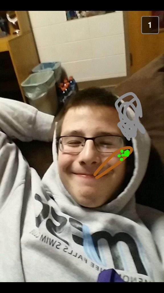 thepodigy's tweet photo. Soooo high right now #stoner #kush http://t.co/7SKjYYENlp